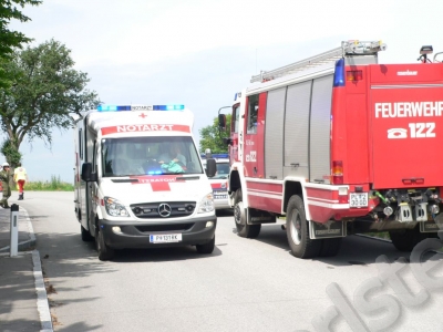 Verkehrsunfall mit eingeklemmter Person in Griechenberg