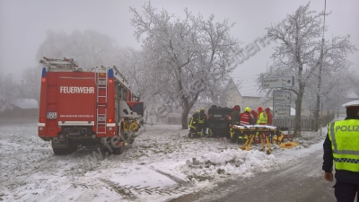 Verkehrsunfall mit mehreren eingeklemmten Personen (T3) in Lauterbach